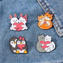Cute Cartoon Animal Heart Lovers Enamel Brooch Creative Penguin Cat Rabbit Fox Lapel Pin Badge Backpack Clothing Hat Accessories