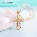 LADYCHIC 时尚女士 AAA 锆石十字架吊坠金色铜水晶耶稣十字架吊坠项链嘻哈饰品 LN1060