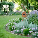 Birdhouse Garden Stakes Metal Bird House with Pole Bird Houses for Outside with Pole for Outdoor Garden Yard Decoration