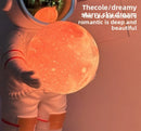 Space Man Hugging the Night Sky Bluetooth Speaker Dreamy Starry Sky Audio System Subwoofer Night Light Decoration Creative Gift