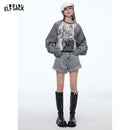 ELFSACK 2025 Fitted Graphic Long Sleeve Tee Women, Raglan Striped Sleeve All-Over Print T-Shirt, Retro Y2K Streetwear Top