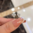 Huitan 简约立方氧化锆耳钉女款 银色时尚百搭穿孔水晶耳环女性首饰