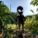 Abstract Alien Silhouette Garden Stake, Father's Day Metal Outdoor Home Decor, Lawn Art for Yard, Patio, Flowerbed