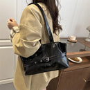 Luxury Wine Red Underarm Bag for Women Autumn/Winter Retro Commuter Shoulder Bag Casual Large Capacity Rivets Belt Totes