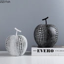 Fruit Abstract Statue Ornaments Simple Room Decor White Black Apple Pear Resin Figurine Desk Adornment Home Decoration Modern
